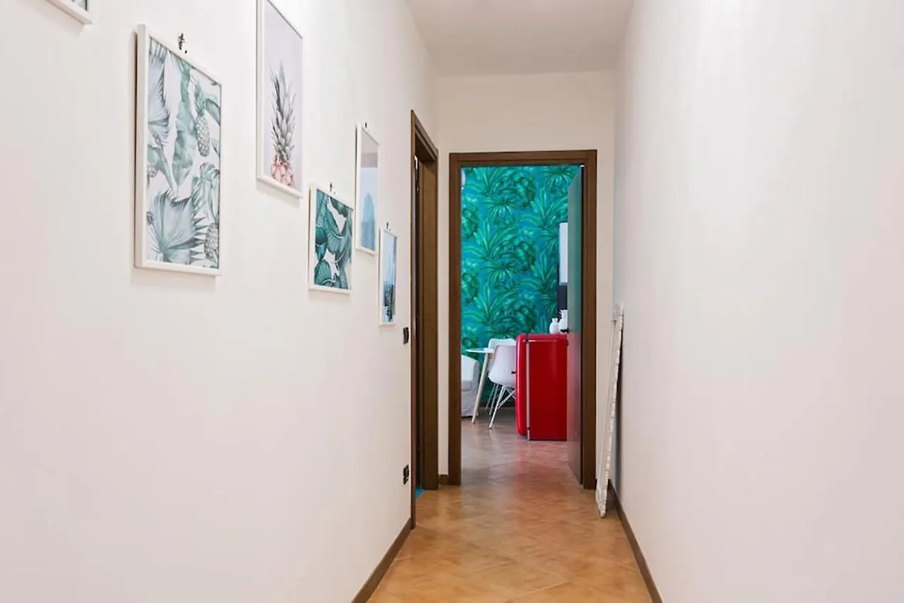 New Apartment In Isola Close To City Center - Cola Montano Milão