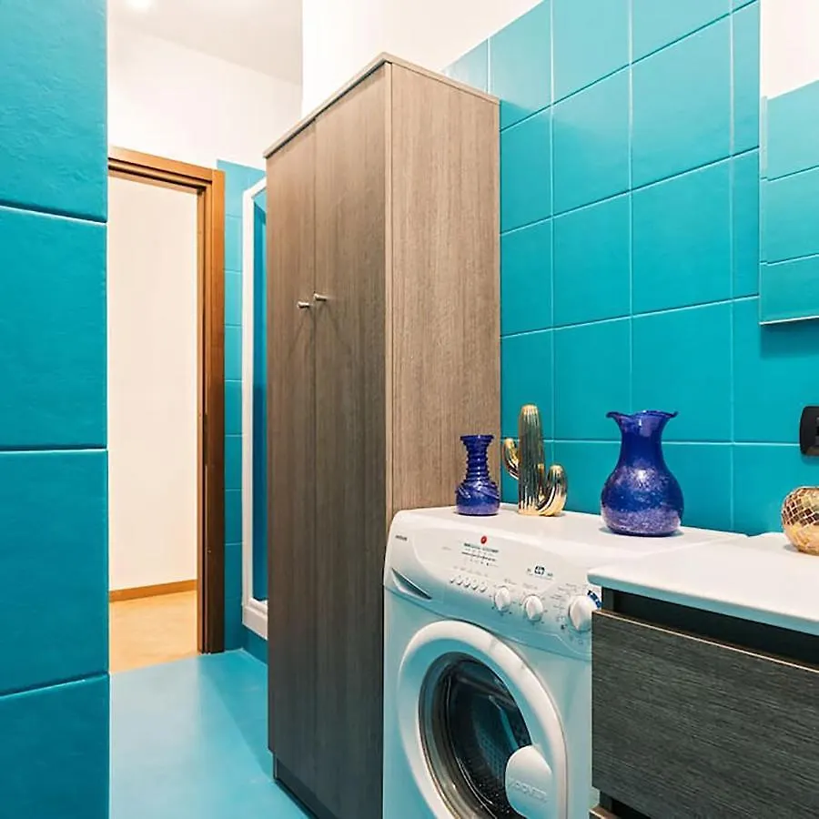 New Apartment In Isola Close To City Center - Cola Montano Milão